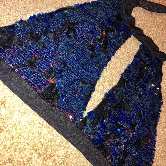 iHeartRaves Reptilia Sequin Keyhole Halter Top - Picture 3 of 6